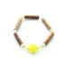 Bracelet de noisetier, fantaisie et perles de rocaille   fleur jaune   modèle 13/K TOUR DE POIGNET : 13 cm